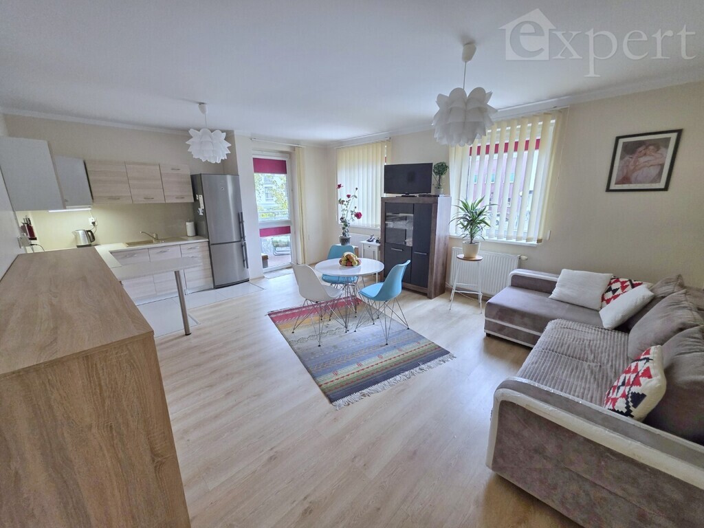 Kawalerka z balkonem na 1 piętrze ul. Skarbowa (5)