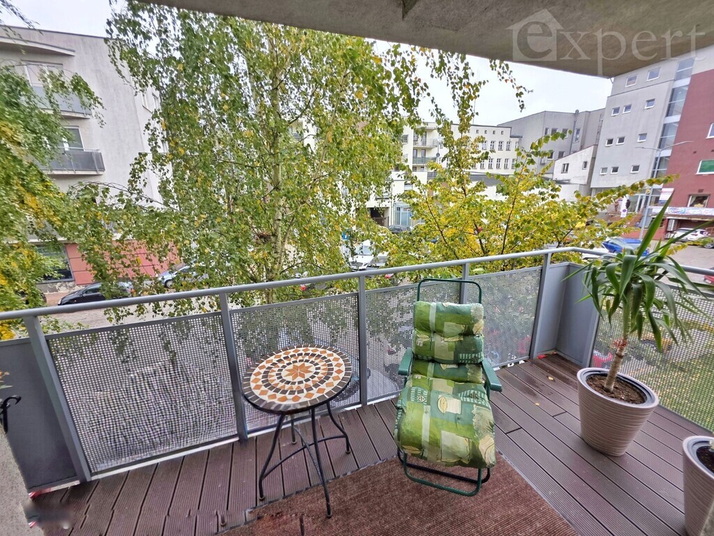 Kawalerka z balkonem na 1 piętrze ul. Skarbowa (10)