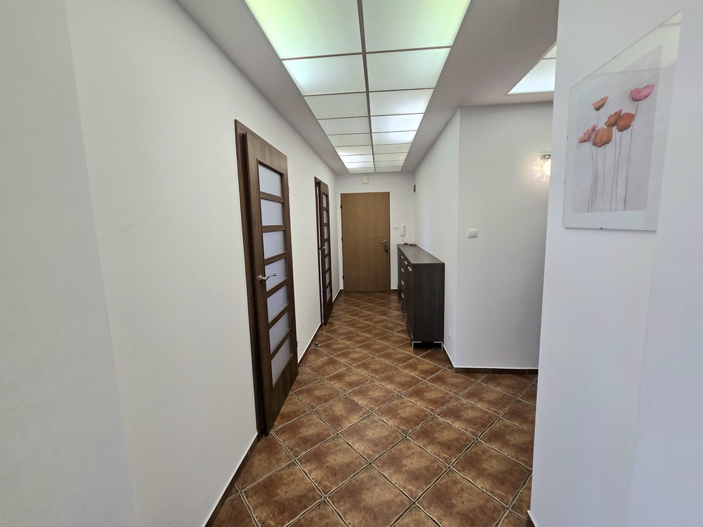 Piękne mieszkanie z dużym tarasem (18)