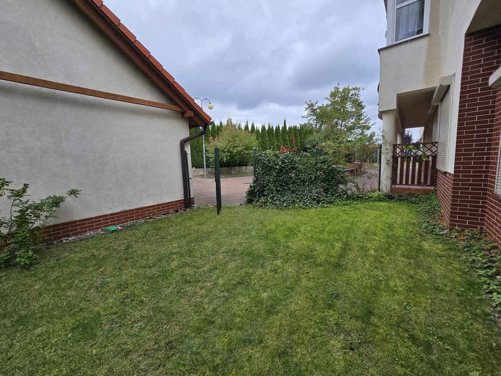 Piękne mieszkanie z dużym tarasem (25)