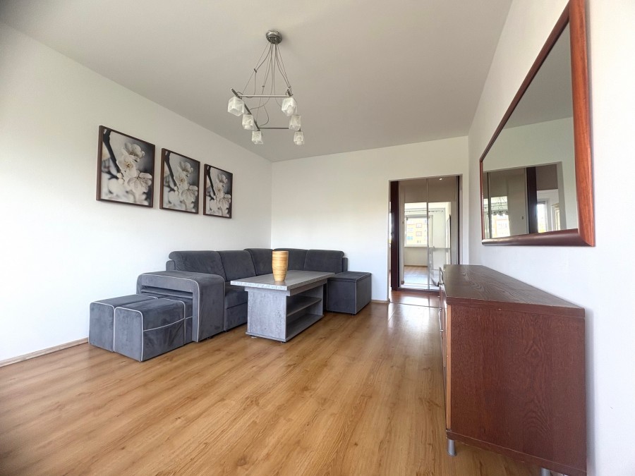 Zadbane 3 pokoje z balkonem os.Chopina (7)