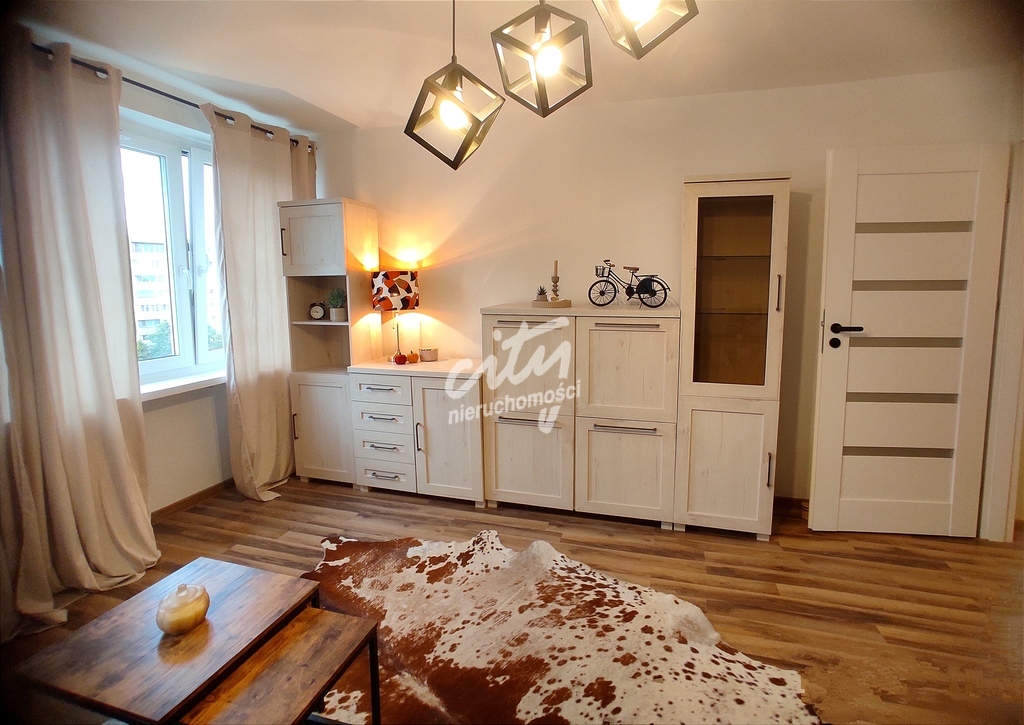 Nowoczesna kawalerka na wynajem – 2 windy (9)