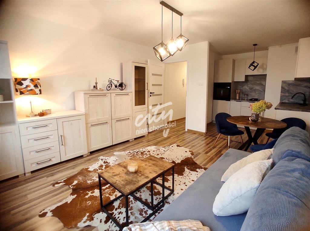 Wyremont. kawalerka z Najemcą - inwestycja,2 windy (3)