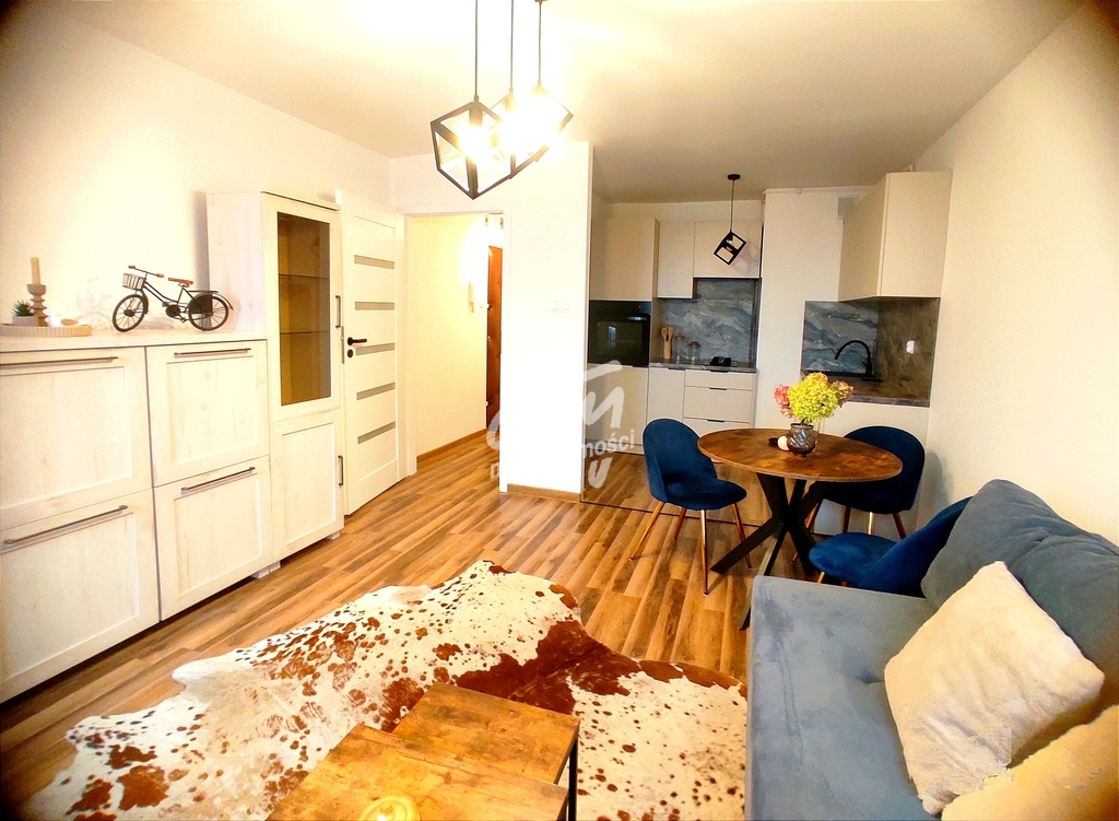 Wyremont. kawalerka z Najemcą - inwestycja,2 windy (1)