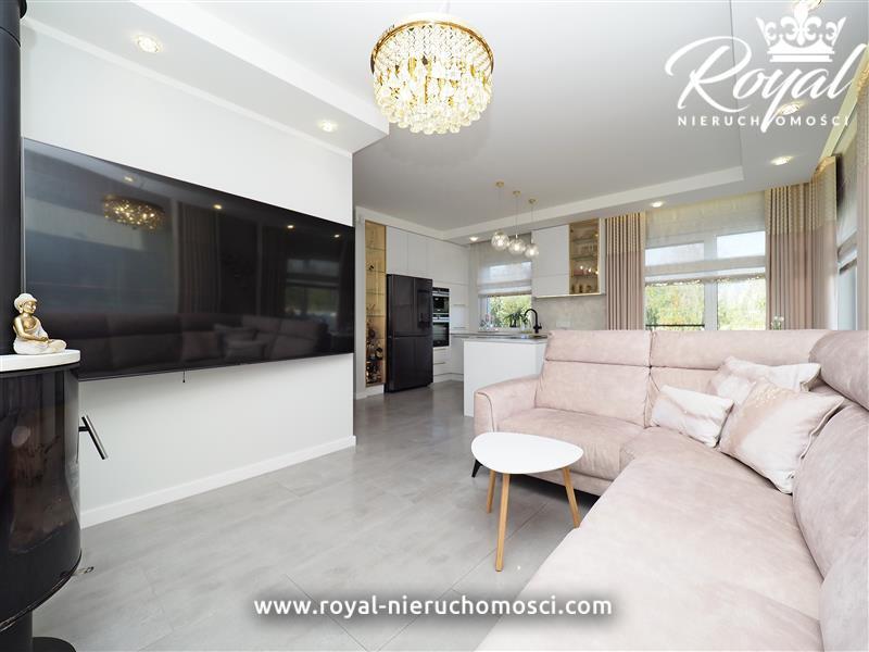 Ekskluzywny bliźniak z 2023 r. w Nowych Bielicach (5)