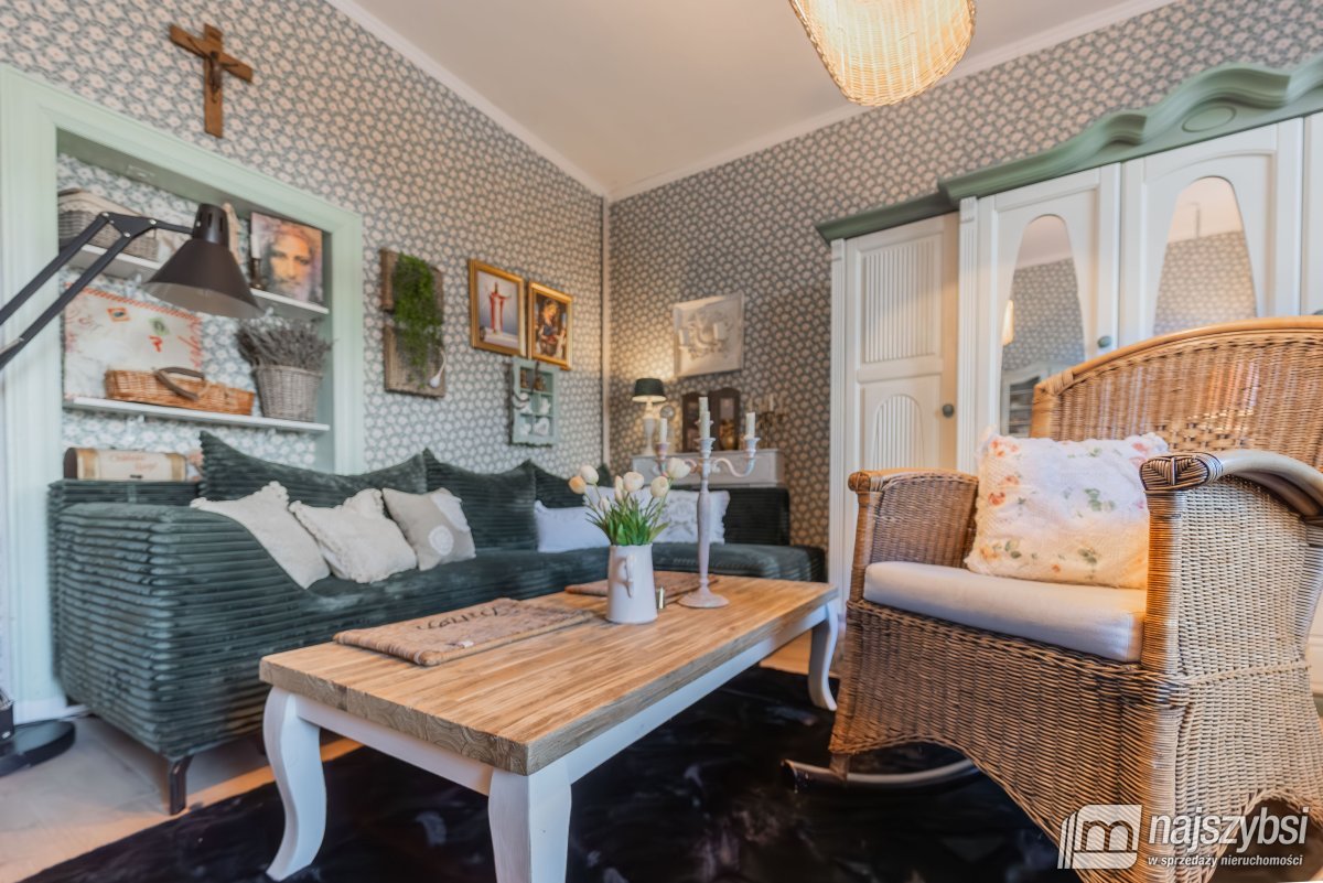 CHOSZCZNO - PIĘKNY RUSTYKALNY  DOM  (1)