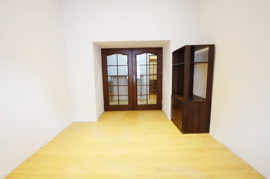 3 pokoje  125,54 m2, blisko Jasnych Błoni (2)