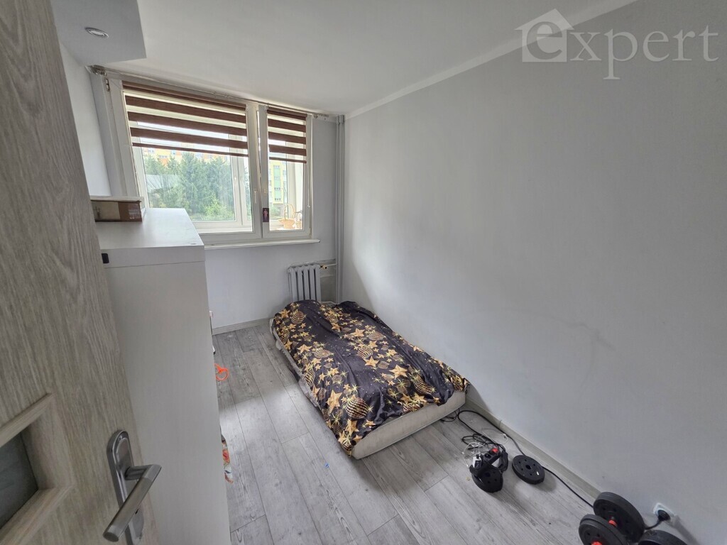 Dwa pokoje na drugim piętrze z balkonem (10)