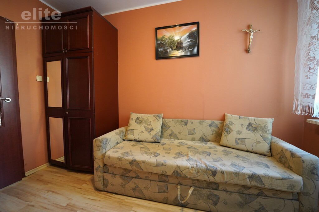 ŚRÓDMIEŚCIE, 2 pok. z balkonem i piwnicą (7)