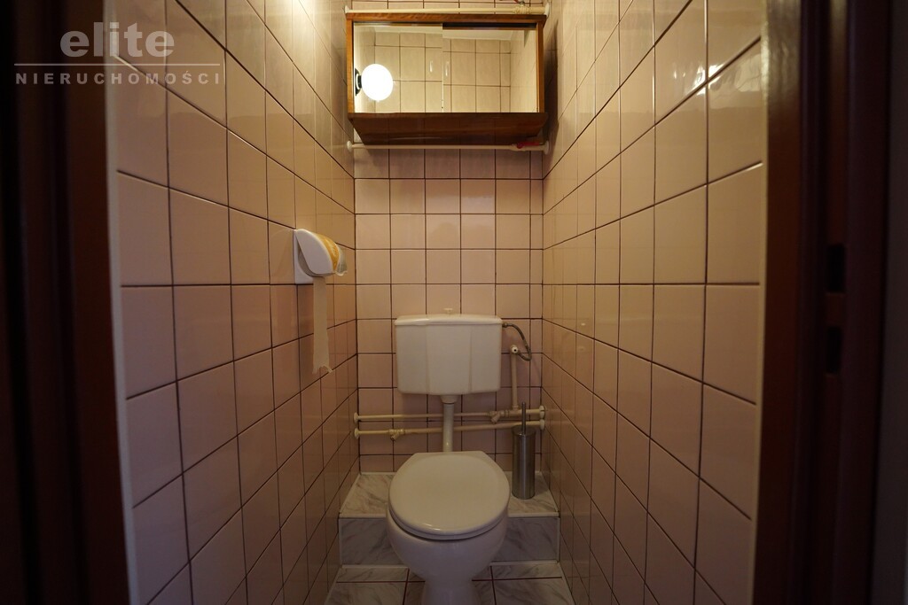 ŚRÓDMIEŚCIE, 2 pok. z balkonem i piwnicą (11)