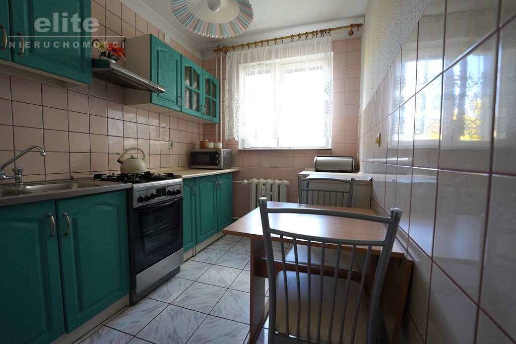 ŚRÓDMIEŚCIE, 2 pok. z balkonem i piwnicą (9)