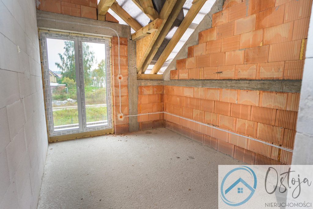 Bliźniak 4 pokoje - 2 poziomy - Płonia (4)