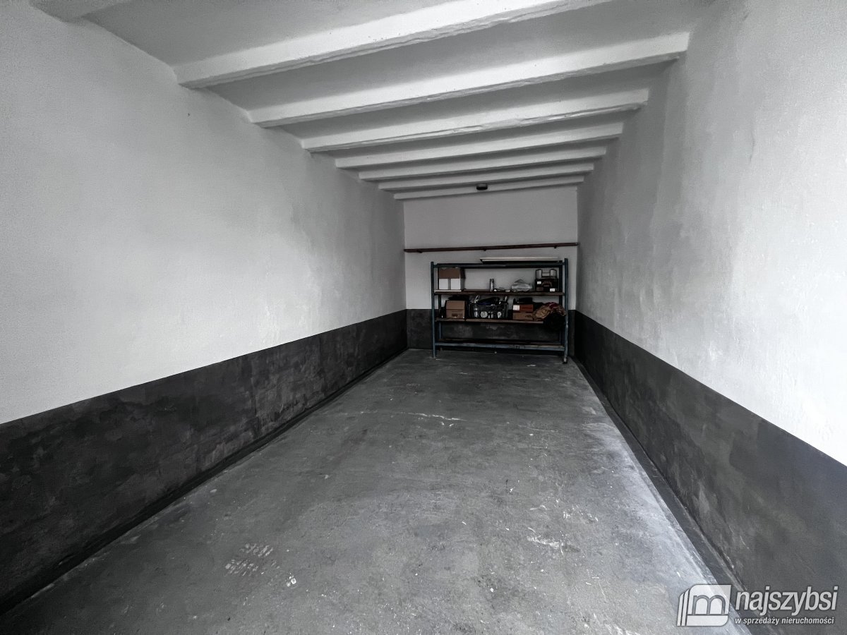 KOŁOBRZEG-GARAŻ W CENTRUM KOŁOBRZEGU O POW. 16m2 (11)