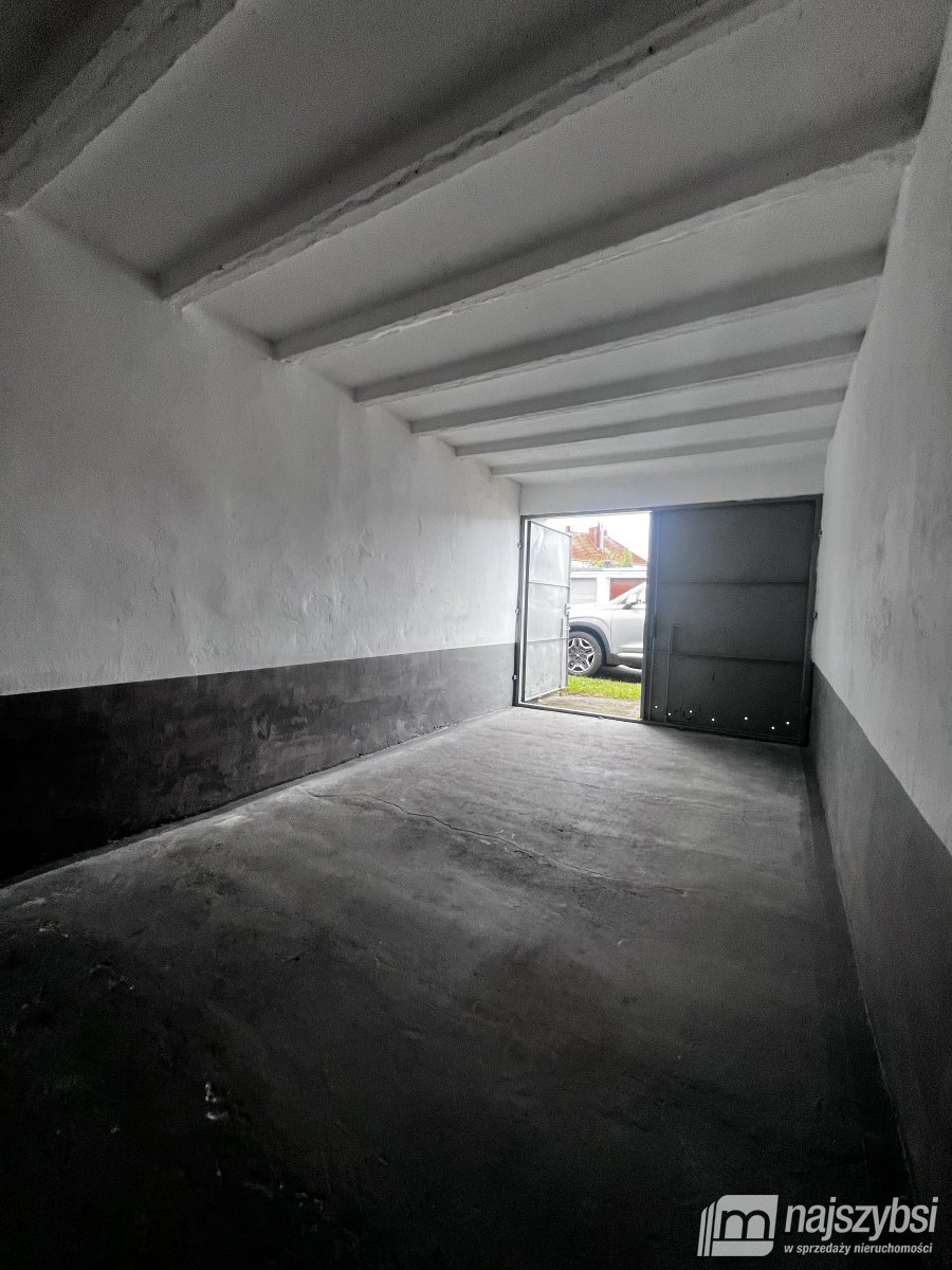 KOŁOBRZEG-GARAŻ W CENTRUM KOŁOBRZEGU O POW. 16m2 (4)