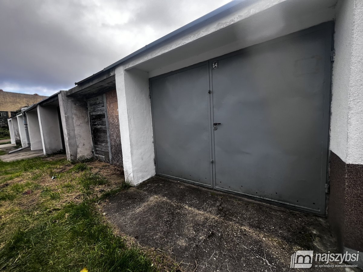 KOŁOBRZEG-GARAŻ W CENTRUM KOŁOBRZEGU O POW. 16m2 (8)