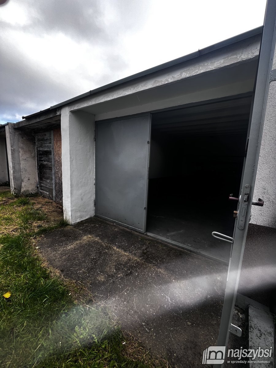 KOŁOBRZEG-GARAŻ W CENTRUM KOŁOBRZEGU O POW. 16m2 (9)