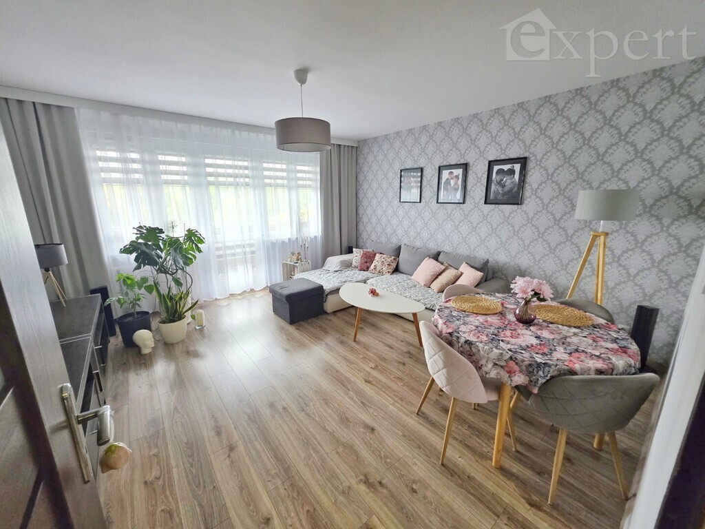 Ładne 3 pokoje os.Letnie - duży balkon  z garażem (2)