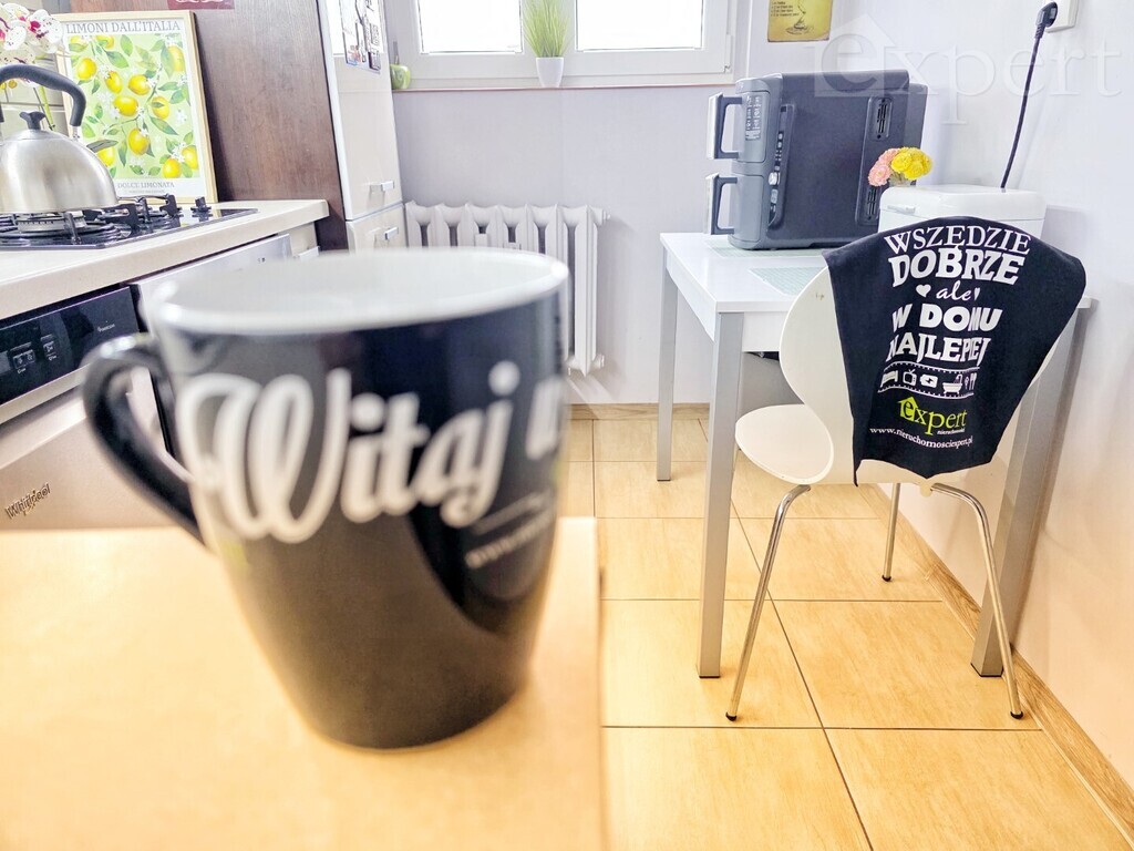 Ładne 3 pokoje os.Letnie - duży balkon  z garażem (13)