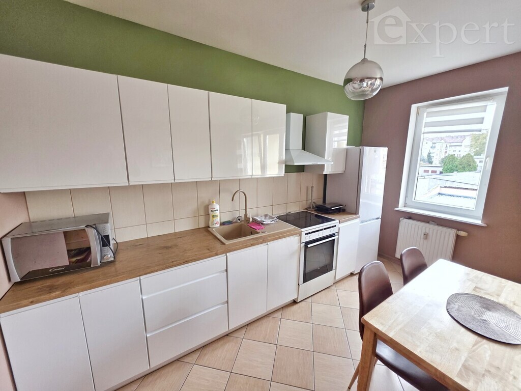 Duża kawalerka z balkonem na 1 piętrze (3)