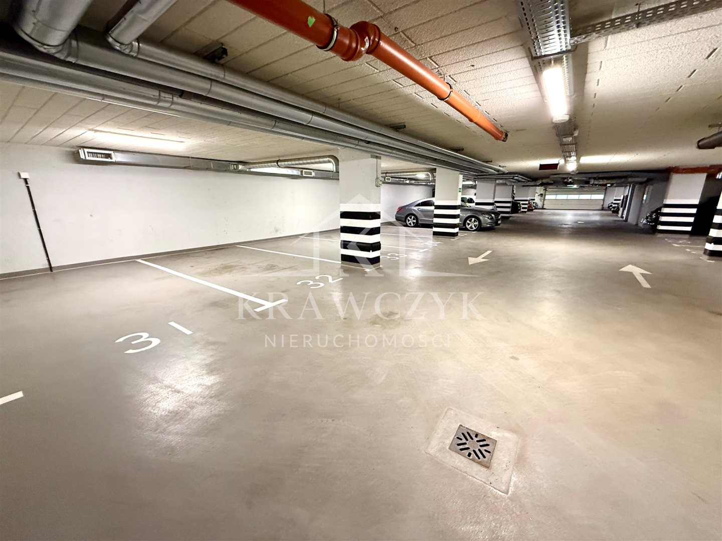 WYNAJEM 11 MIEJSC PARKINGOWYCH - CENTRUM  (4)