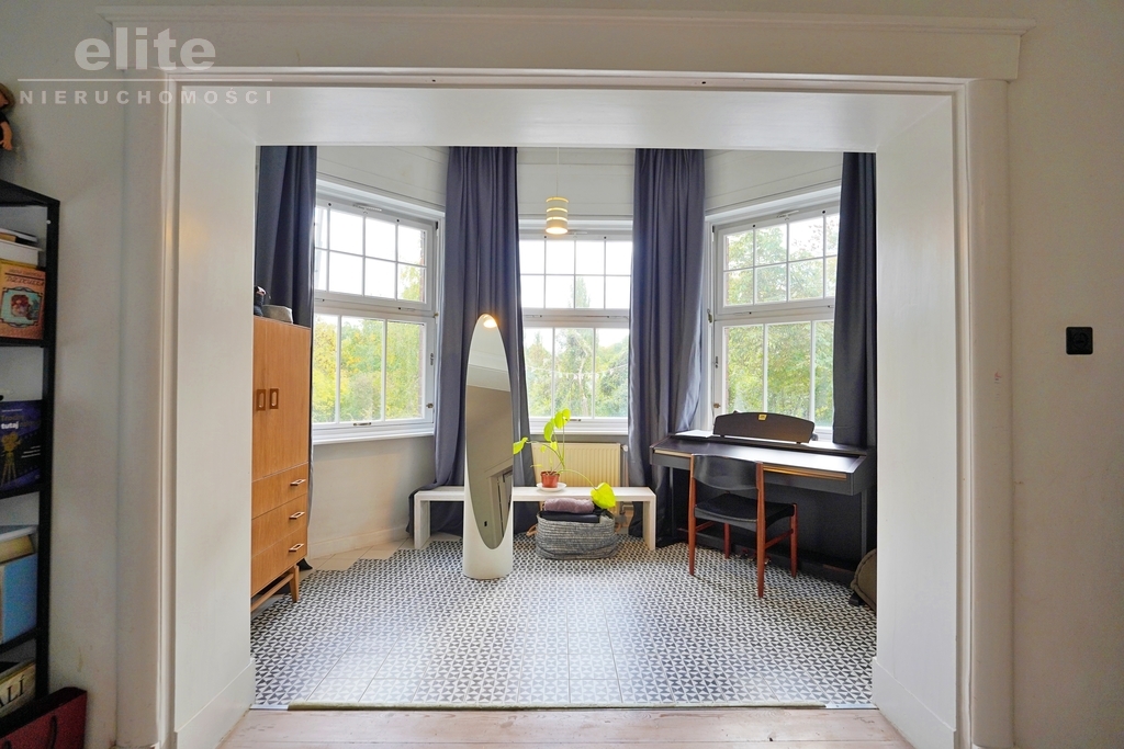 Mieszkanie w zabytkowej willi 179m2 (4)