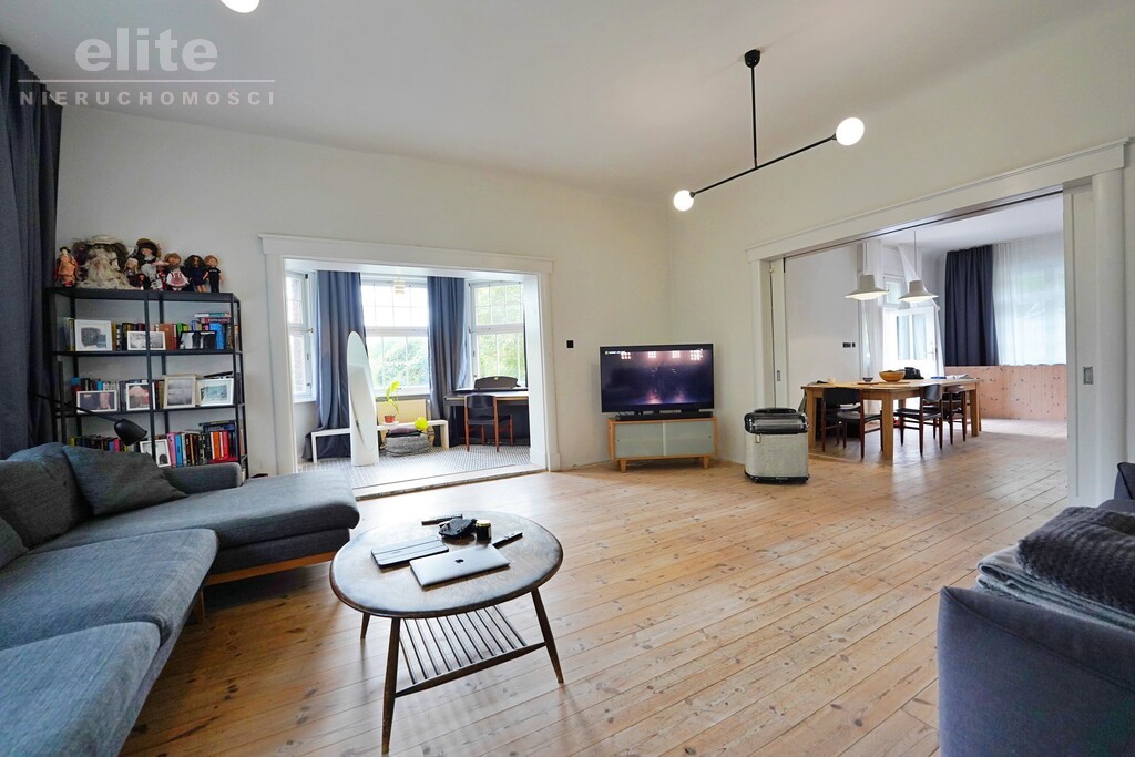 Mieszkanie w zabytkowej willi 179m2 (7)