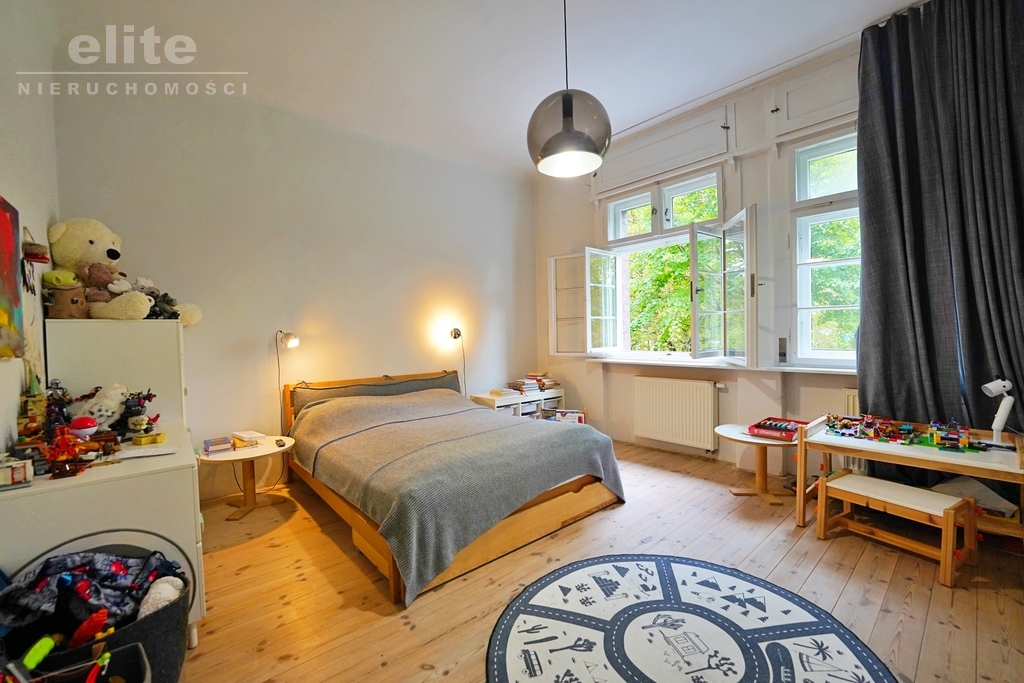 Mieszkanie w zabytkowej willi 179m2 (11)