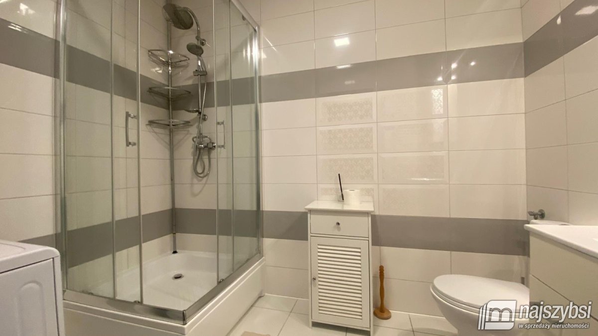 Nowogard-na wynajem 2 pokoje częsciowo umeblowane (7)