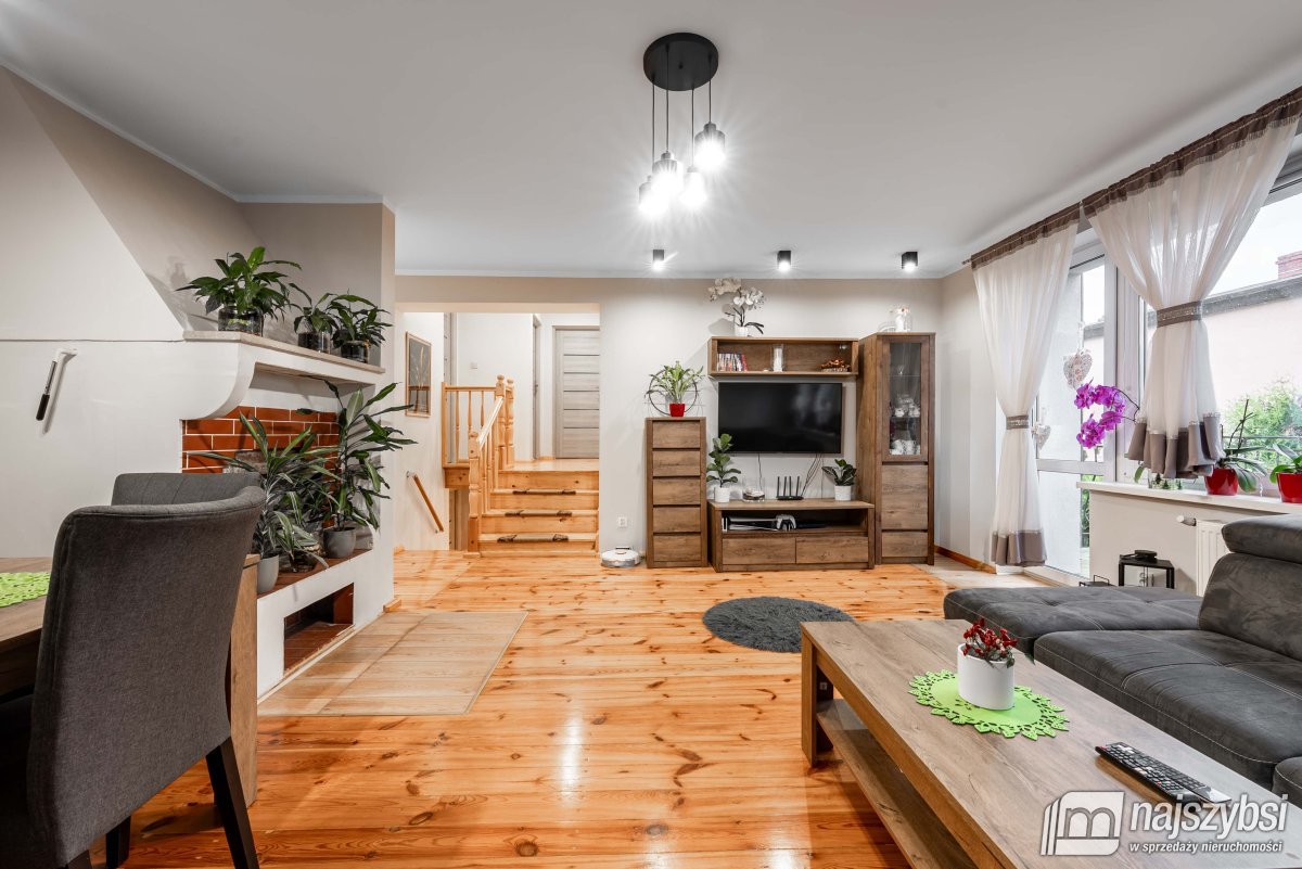 Połczyn-Zdrój - dom jednorodzinny na uboczu miasta (10)