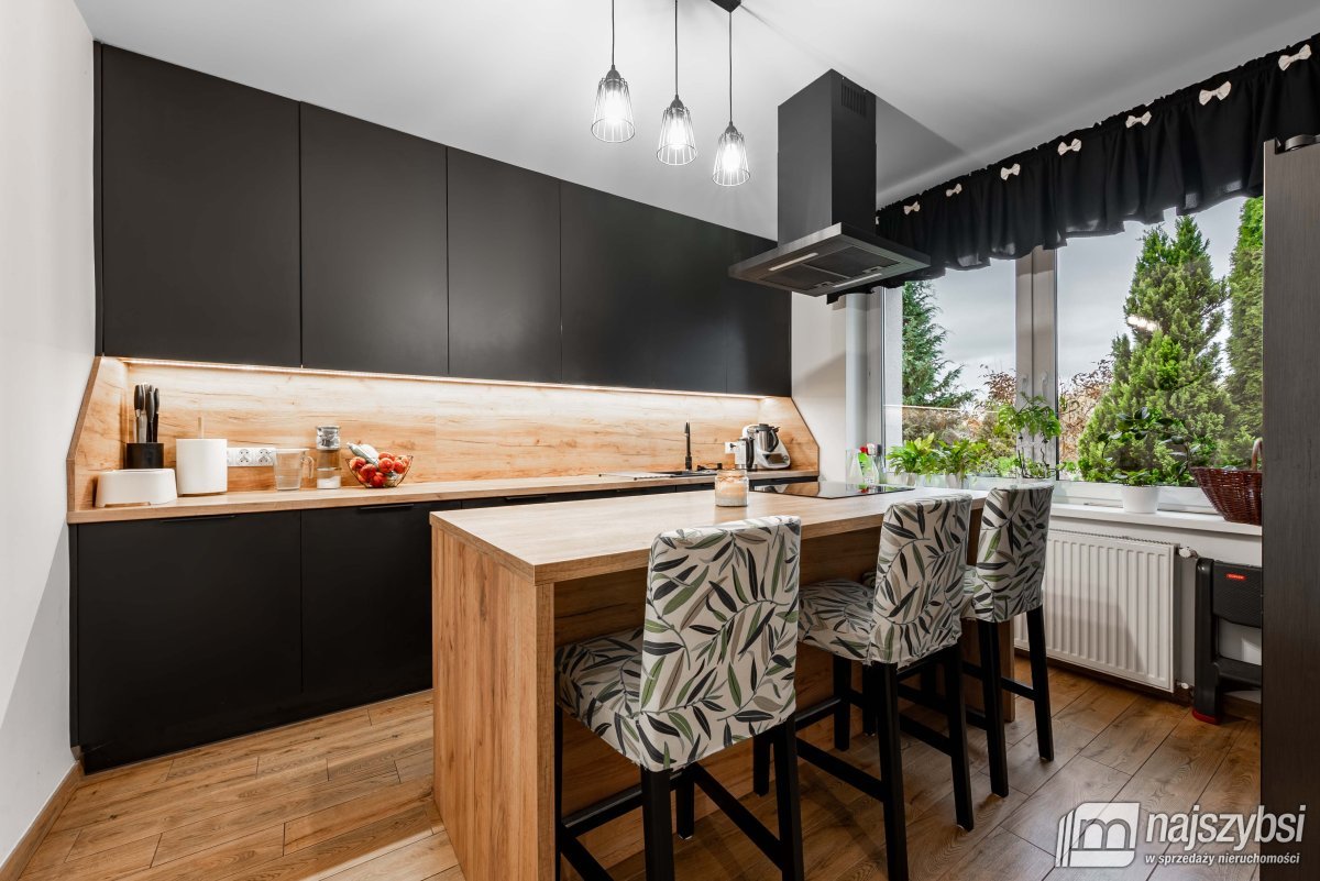 Połczyn-Zdrój - dom jednorodzinny na uboczu miasta (12)