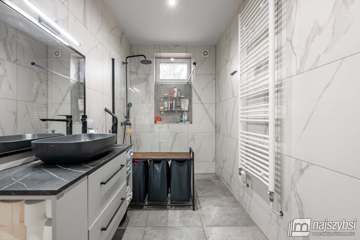 Połczyn-Zdrój - dom jednorodzinny na uboczu miasta (17)