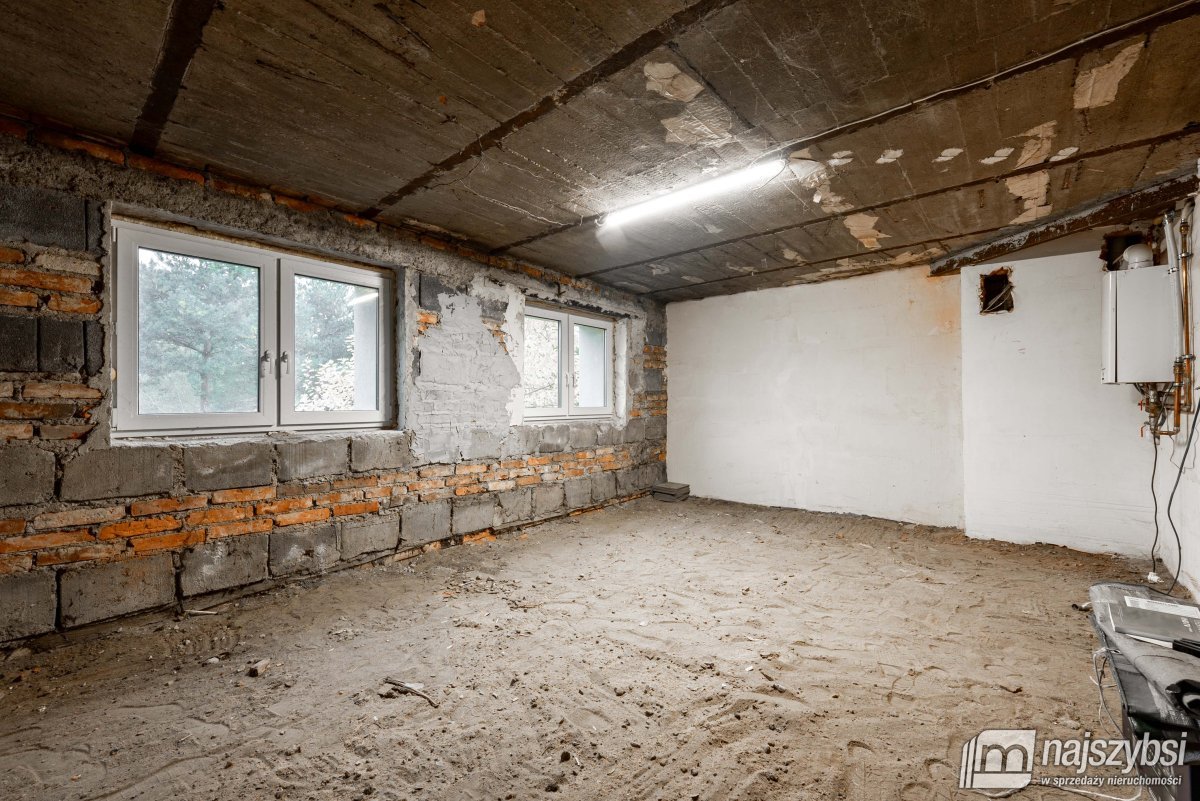 Połczyn-Zdrój - dom jednorodzinny na uboczu miasta (31)