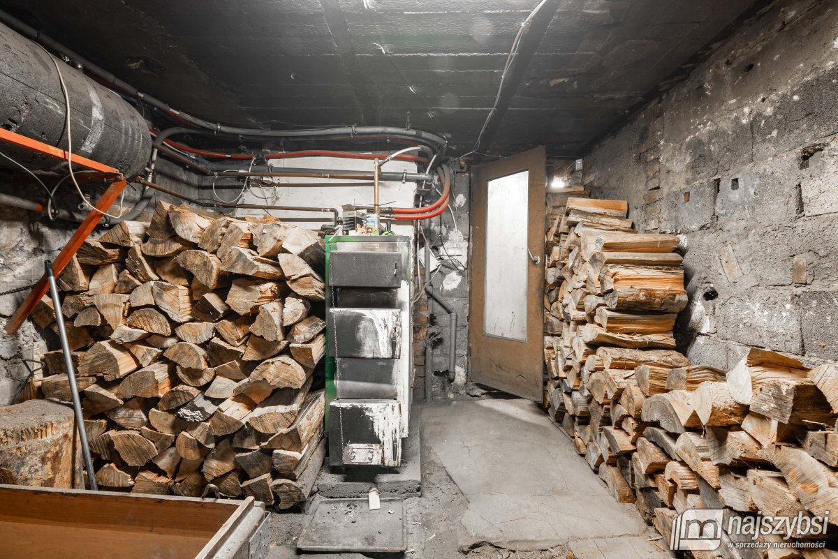 Połczyn-Zdrój - dom jednorodzinny na uboczu miasta (33)