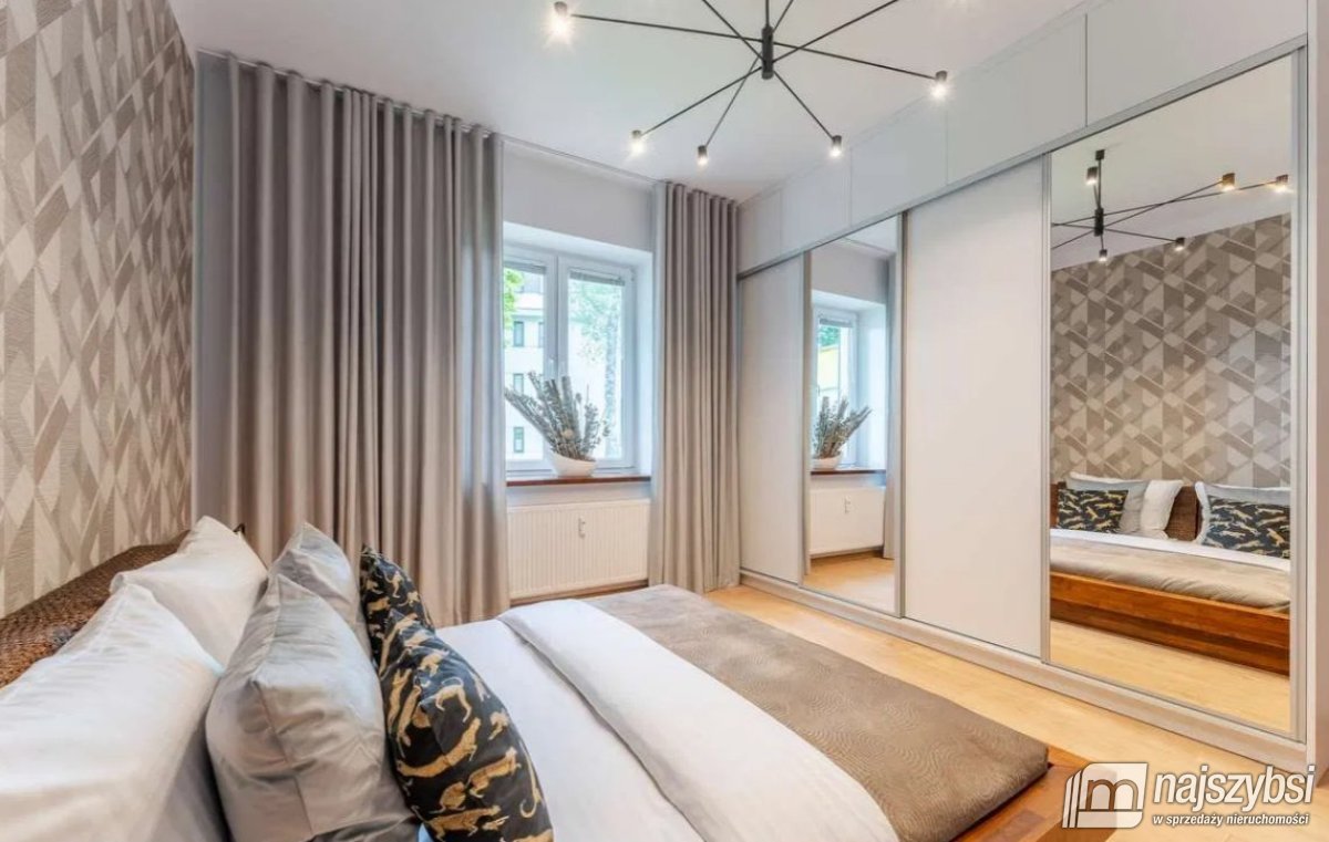 KOŁOBRZEG - LUKSUSOWE MIESZKANIE Z OGRODEM 212 M2 (6)