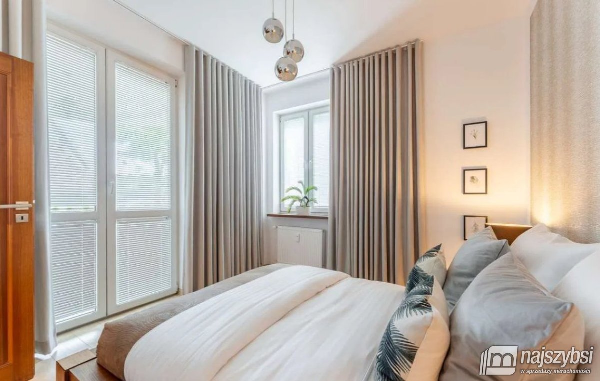 KOŁOBRZEG - LUKSUSOWE MIESZKANIE Z OGRODEM 212 M2 (8)