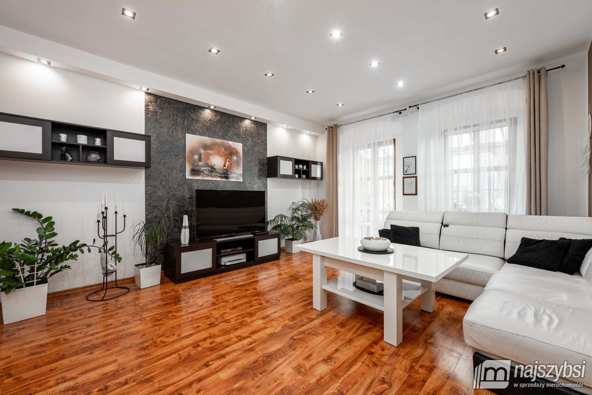 ZŁOCIENIEC-MIESZKANIE 108 M2 Z BALKONEM I OGRODEM (2)