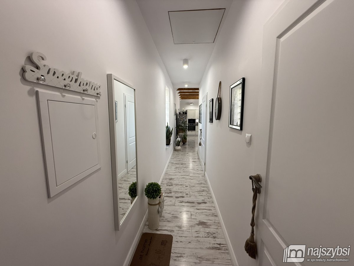 Nowogard - dom z dwoma mieszkaniami blisko centrum (14)