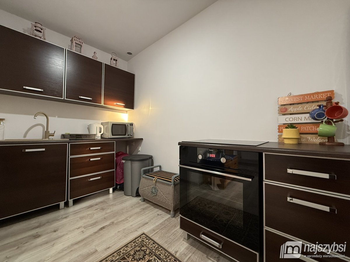 Nowogard - dom z dwoma mieszkaniami blisko centrum (21)