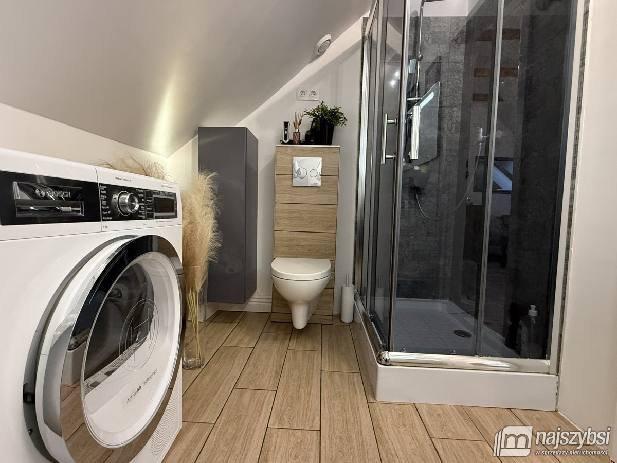 Nowogard - dom z dwoma mieszkaniami blisko centrum (6)