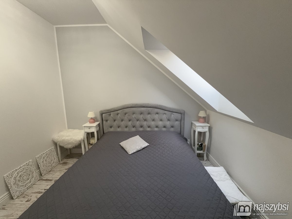 Nowogard - dom z dwoma mieszkaniami blisko centrum (9)