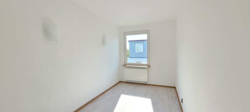 4 pokoje, taras, winda, zielona okolica! (5)