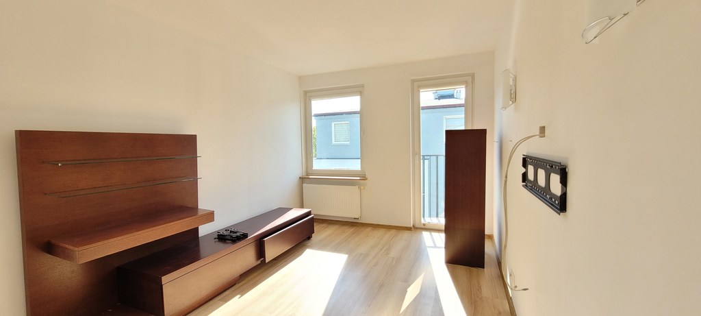 4 pokoje, taras, winda, zielona okolica! (6)