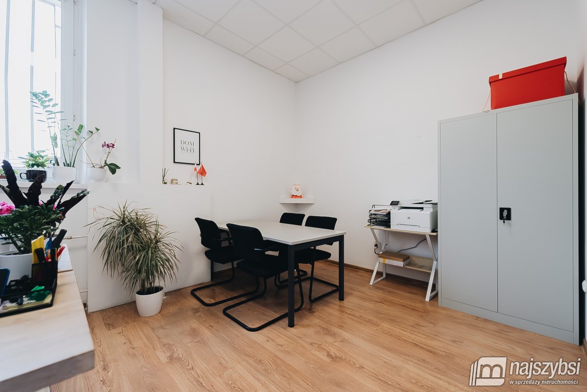 STARGARD - Przestronny lokal na parterze  (11)