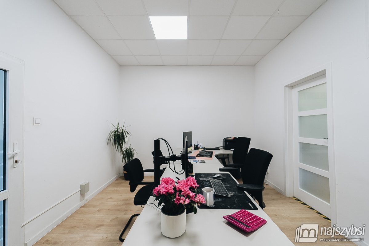 STARGARD - Przestronny lokal na parterze  (15)
