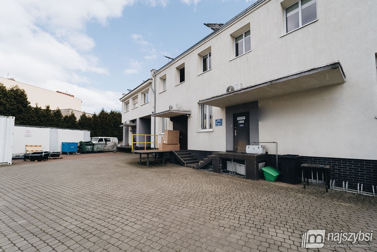STARGARD - Przestronny lokal na parterze  (16)