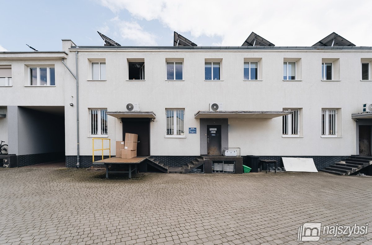 STARGARD - Przestronny lokal na parterze  (17)