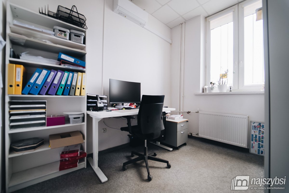 STARGARD - Przestronny lokal na parterze  (8)
