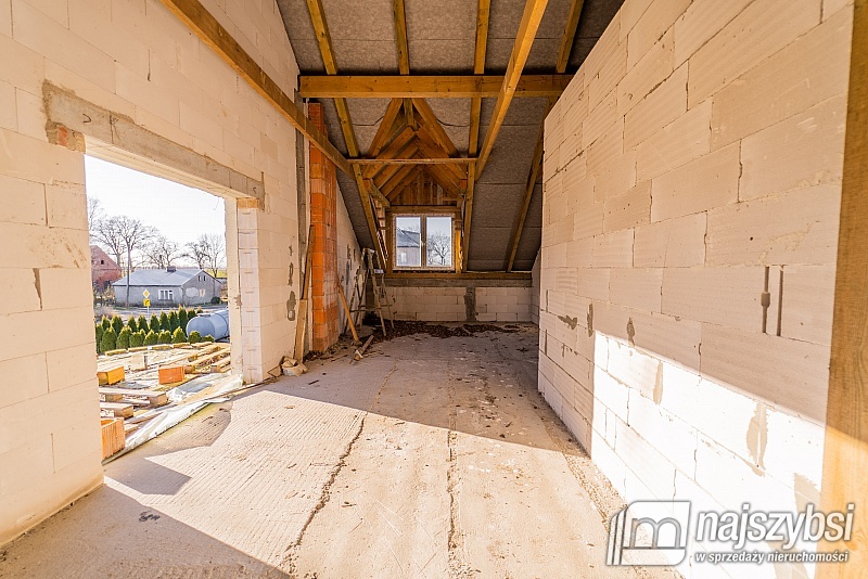 ***Dom weselny 998m2 tylko 4km od Łukęcina*** (20)