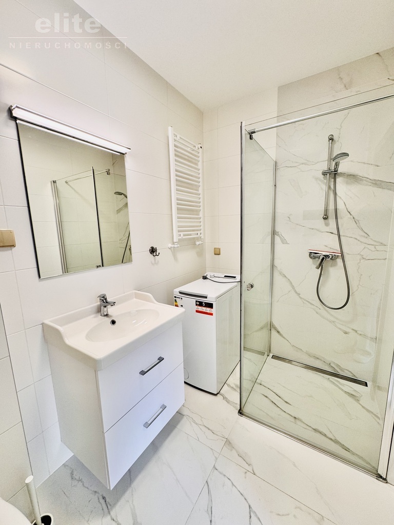 Wolin, mieszkanie w domu, ogródek, m. postojowe (5)