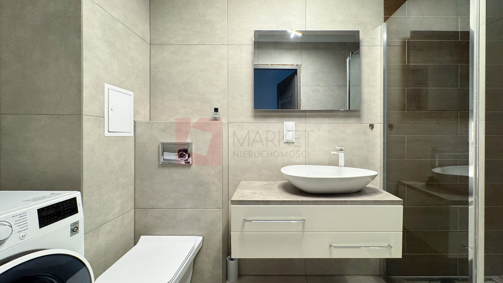 3 pokoje 66,90 m2 z garażem i z windą, centrum (10)